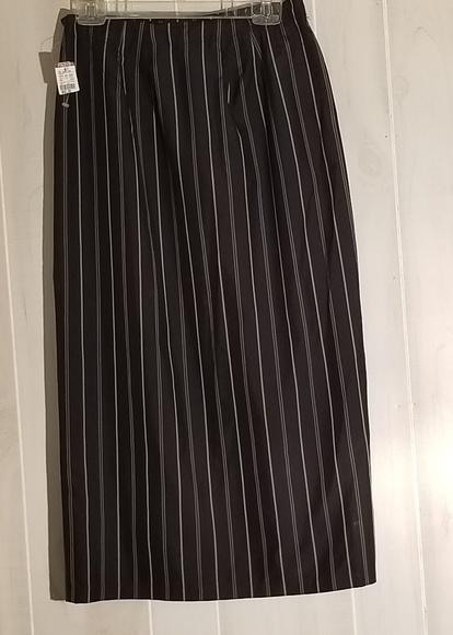 Rafaella Dresses & Skirts - NWT long slender skirt Rafaella Dresses & Skirts - NWT long slender skirt